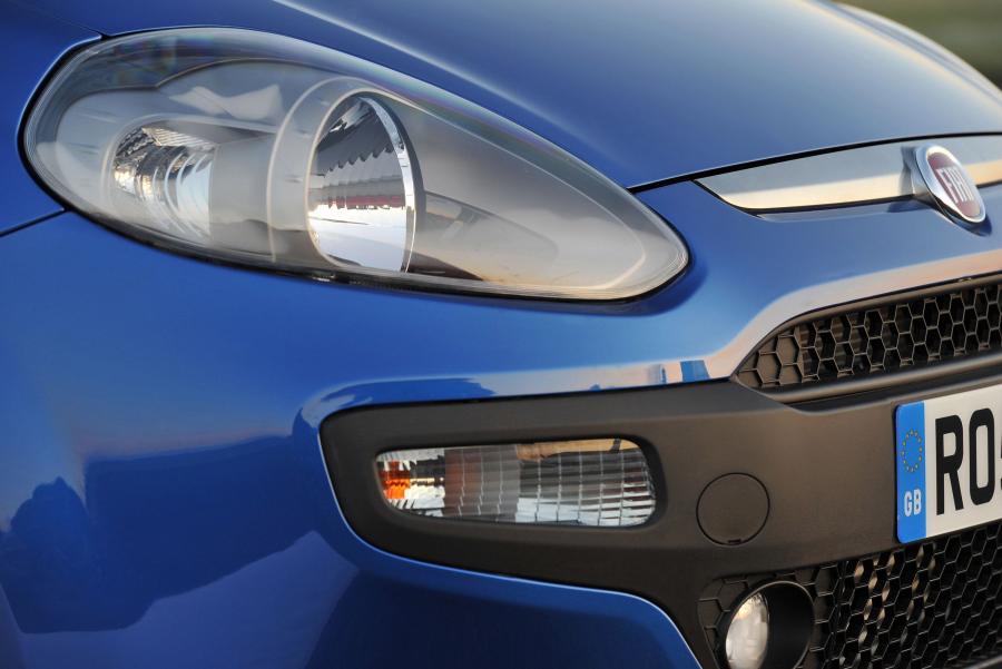  Fiat Punto Evo 2010 года  (фото 7 из 70)